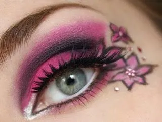 Beautiful Pink Flowers Eye Makeup How to
